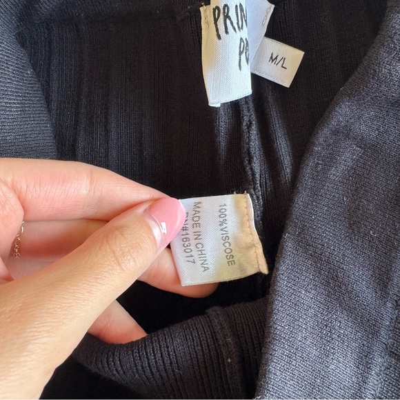 Black Ribbed Pants - Picture 5 of 7